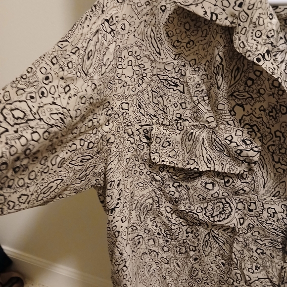 CABI Button down top - Picture 7 of 11